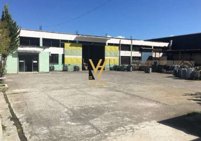 Ambient biznesi me qera 4+1 ne Tirane - 4,300 Euro