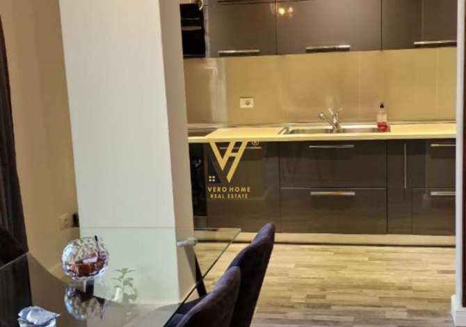 Shtepi ne shitje Apartament ne Tirane, 2+1, Mobilimi E mobiluar, Pagesa 220,000  Euro.