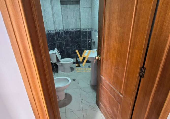 Shtepi ne shitje Apartament ne Tirane, 2+1, Mobilimi Bosh, pa mobiluar, Pagesa 138,000  Euro.