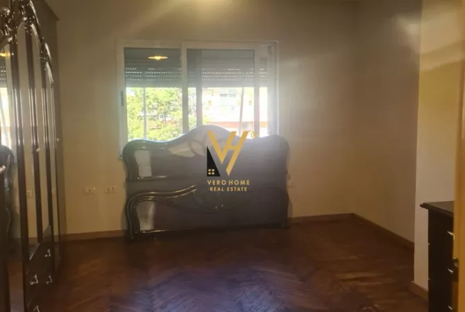 Shtepi ne shitje 1+1 ne Tirane - 110,000 Euro