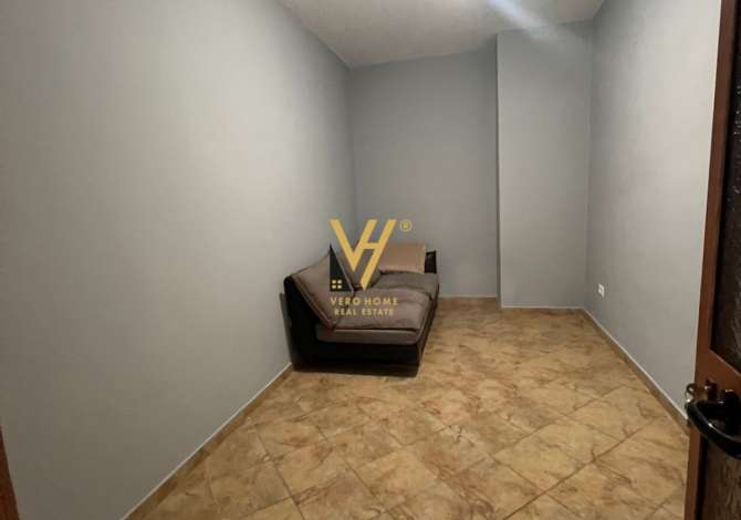 JEPET ZYRE 70 M2 ME QERA TE CIRKU NE QENDER 500 EURO