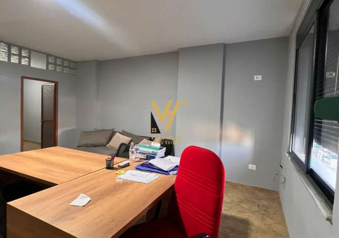 Ambient biznesi me qera 3+1 ne Tirane - 500 Euro