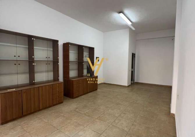 Ambient biznesi me qera 1+1 ne Tirane - 300 Euro