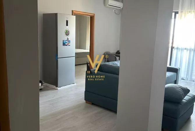 Shtepi me qera Apartament ne Tirane, 2+1, Mobilimi E mobiluar, Pagesa 650  Euro.