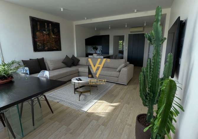 Shtepi me qera 2+1 ne Tirane - 1,400 Euro