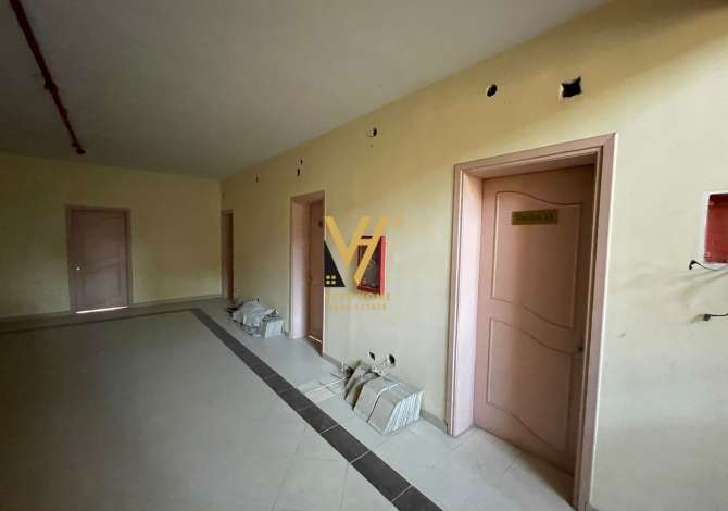 Shtepi me qera 7+1 ne Tirane - 16,000 Euro