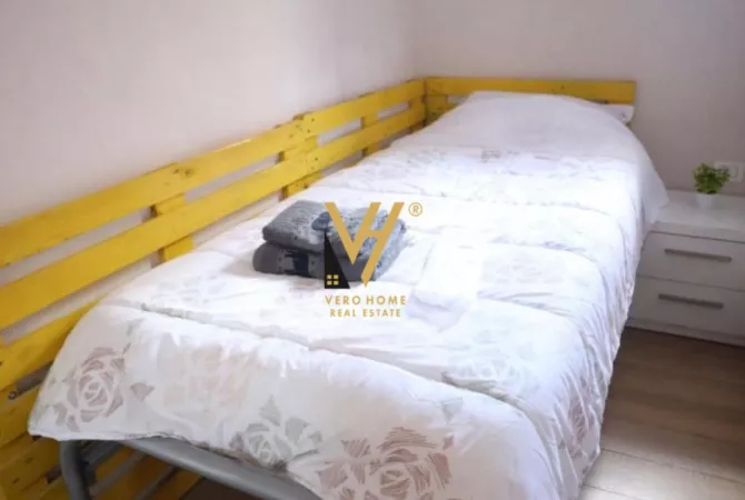 Shtepi me qera Apartament ne Tirane, 2+1, Mobilimi E mobiluar, Pagesa 520  Euro.