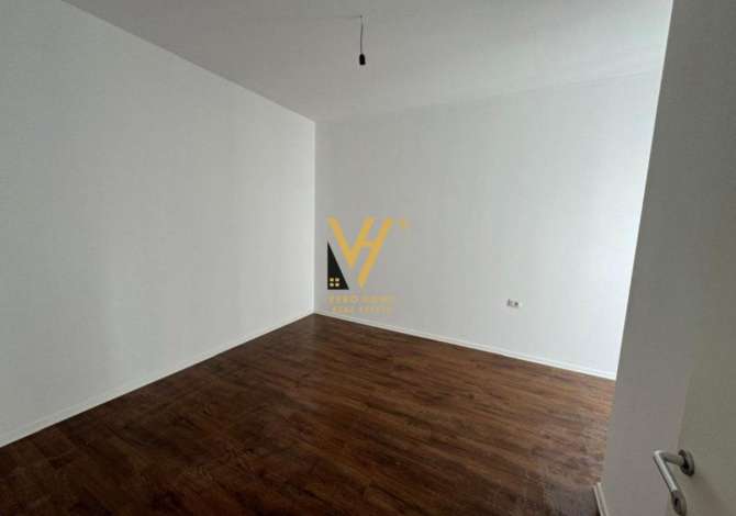 Ambient biznesi me qera 3+1 ne Tirane - 600 Euro