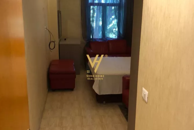 Shtepi me qera Apartament ne Tirane, 1+1, Mobilimi E mobiluar, Pagesa 600  Euro.