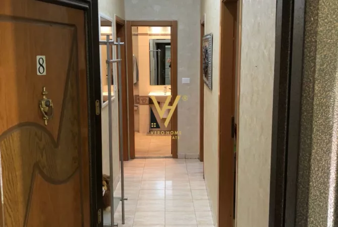 Shtepi me qera Apartament ne Tirane, 1+1, Mobilimi E mobiluar, Pagesa 600  Euro.