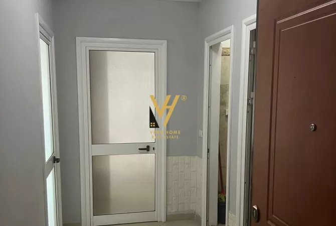 Shtepi me qera Apartament ne Tirane, 1+1, Mobilimi E mobiluar, Pagesa 450  Euro.