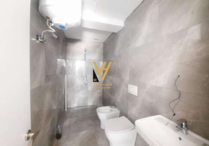 JEPET ZYRE 94M2 ME QERA TEK FIORE DI BOSKO 700 EURO