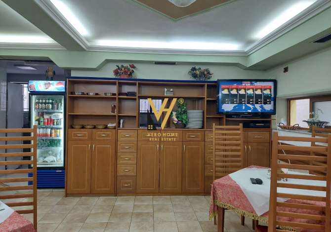 Ambient biznesi me qera 2+1 ne Tirane - 3,000 Euro