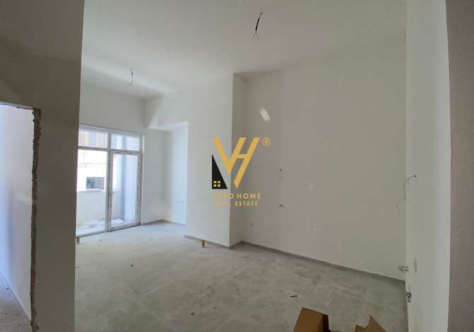 Ambient biznesi me qera 3+1 ne Tirane - 1,000 Euro