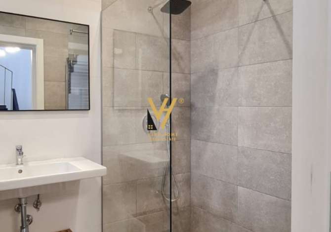 Shtepi me qera Vila Luksoze ne Tirane, 3+1, Mobilimi E mobiluar, Pagesa 2,550  Euro.