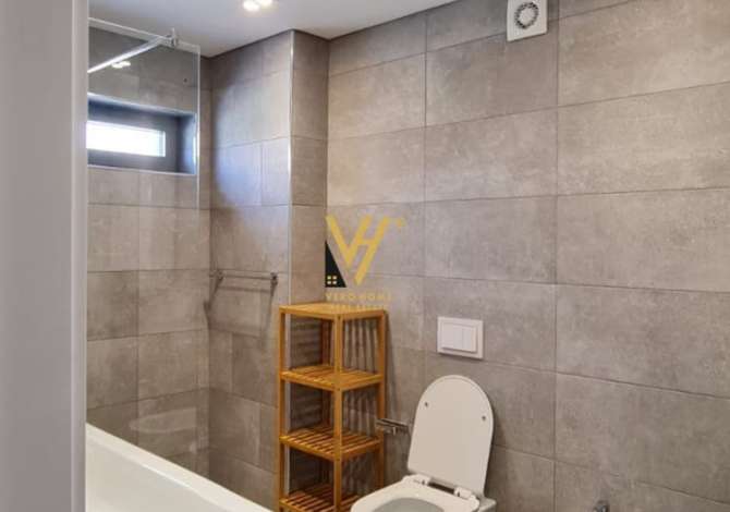 Shtepi me qera Vila Luksoze ne Tirane, 3+1, Mobilimi E mobiluar, Pagesa 2,550  Euro.