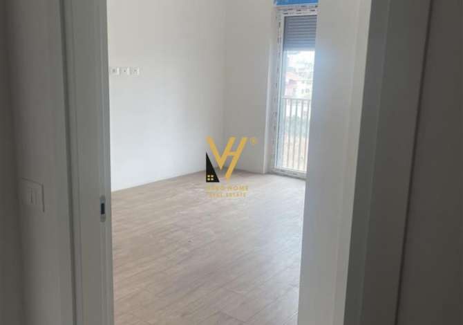 Ambient biznesi me qera 3+1 ne Tirane - 500 Euro