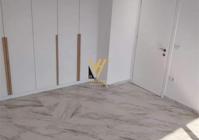 Ambient biznesi me qera 3+1 ne Tirane - 450 Euro
