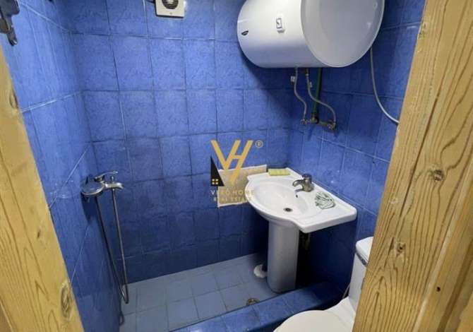 Ambient biznesi me qera 3+1 ne Tirane - 50,000 Leke