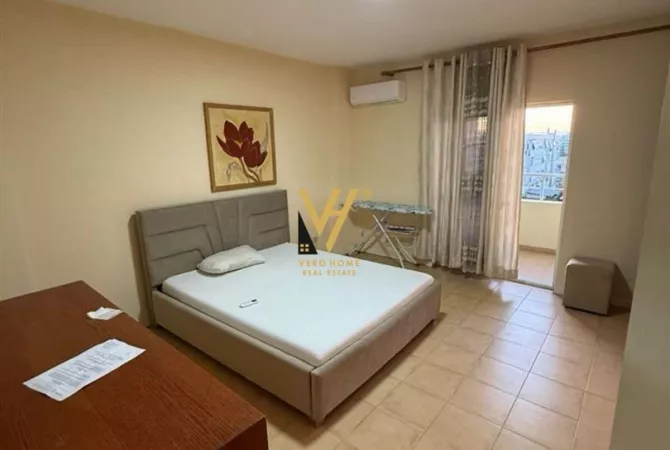 Shtepi me qera Apartament ne Tirane, 2+1, Mobilimi E mobiluar, Pagesa 750  Euro.