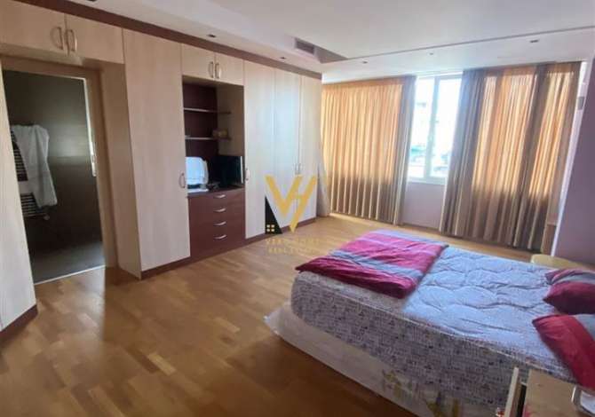 Ambient biznesi me qera 3+1 ne Tirane - 1,300 Euro