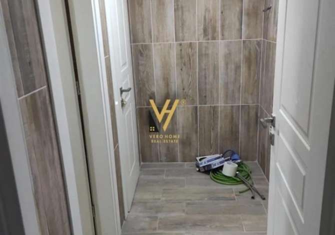 Ambient biznesi me qera 3+1 ne Tirane - 1,000 Euro