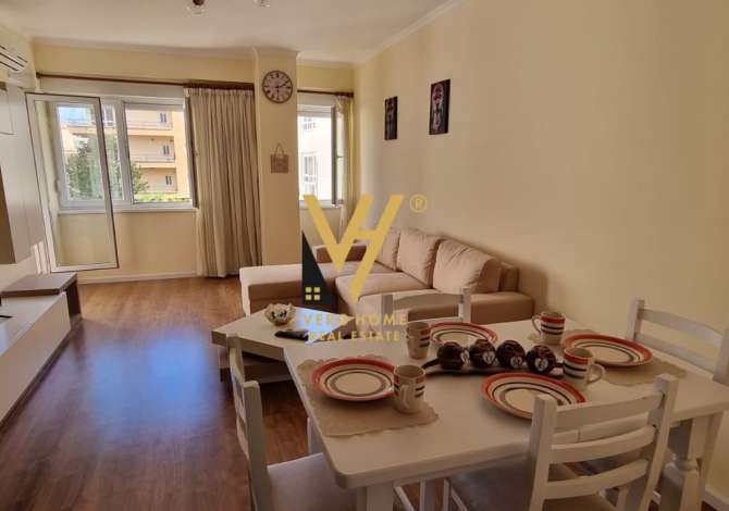 Shtepi me qera 2+1 ne Tirane - 690 Euro