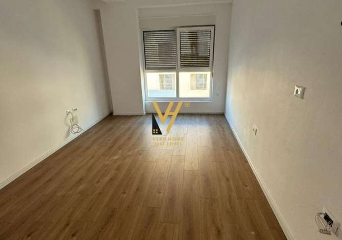 Shtepi me qera 1+1 ne Tirane - 30,000 Leke