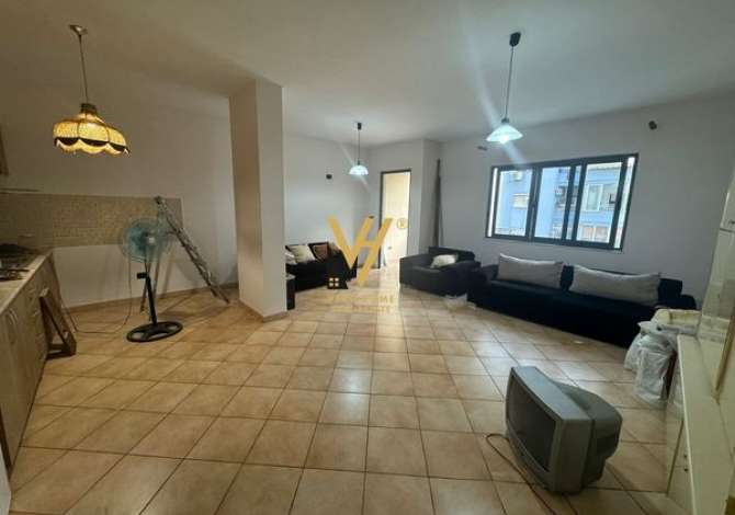 Ambient biznesi me qera 3+1 ne Tirane - 600 Euro