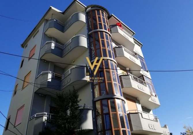 Shtepi me qera 7+1 ne Tirane - 3,700 Euro