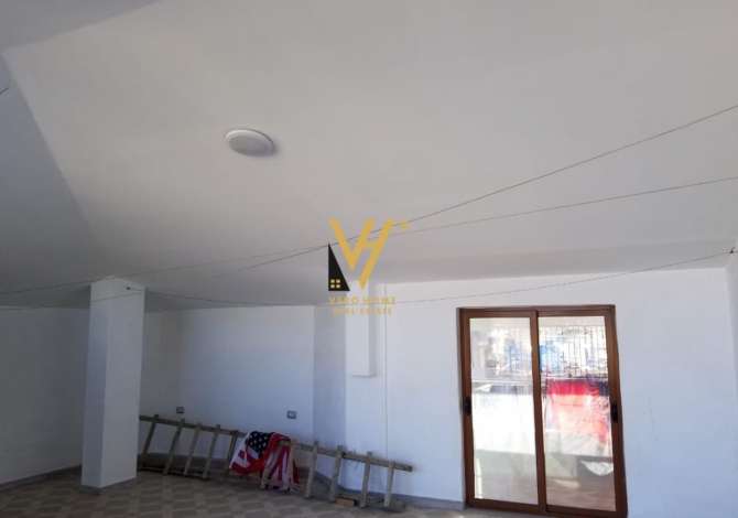 Shtepi me qera 7+1 ne Tirane - 3,700 Euro