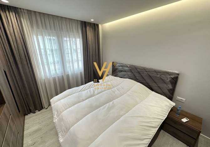 Shtepi me qera 6+1 ne Tirane - 3,000 Euro