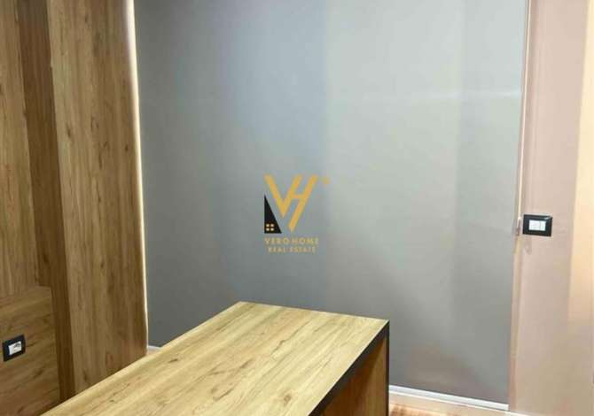 Ambient biznesi me qera 3+1 ne Tirane - 350 Euro