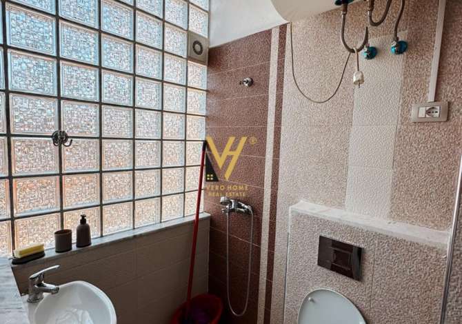 Shtepi ne shitje Apartament ne Tirane, 2+1, Mobilimi E mobiluar, Pagesa 270,000  Euro.