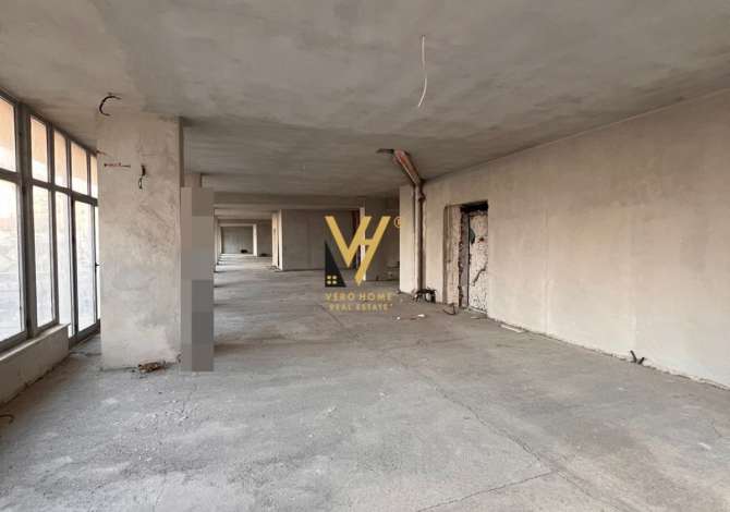 Ambient biznesi me qera 3+1 ne Tirane - 3,000 Euro