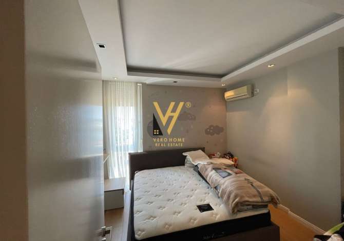Shtepi me qera 2+1 ne Tirane - 2,200 Euro