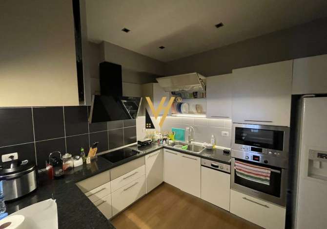 Shtepi me qera 2+1 ne Tirane - 2,200 Euro