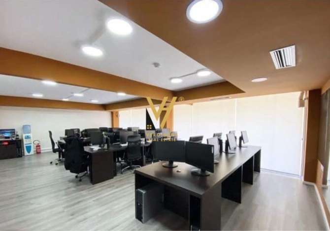 Ambient biznesi me qera 3+1 ne Tirane - 3,000 Euro