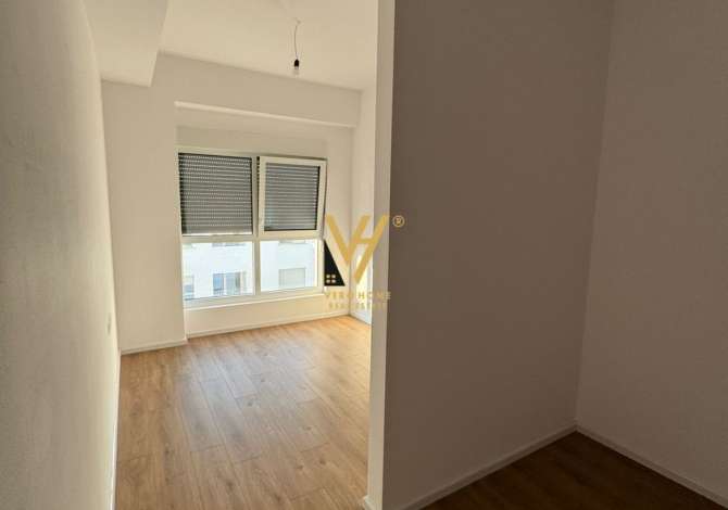 JEPET ZYRE 85 M2 ME QERA TE REZIDENCA KAIMI, ALI DEMI 350 EURO