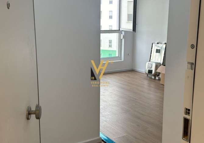 JEPET ZYRE 100 M2 ME QERA TE REZIDENCA KAIMI, ALI DEMI 400 EURO