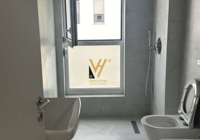 JEPET ZYRE 100 M2 ME QERA TE REZIDENCA KAIMI, ALI DEMI 400 EURO