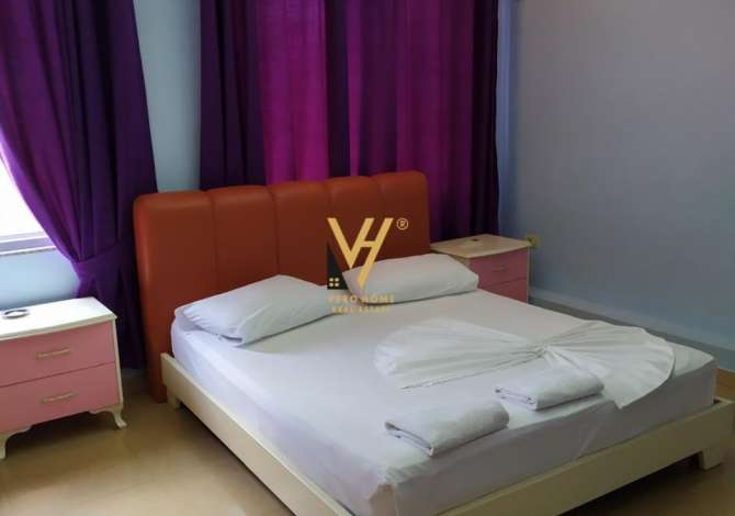 SHITET HOTEL TRE KATESHE EDHE TRUALL NE LEZHE 470.000 EURO