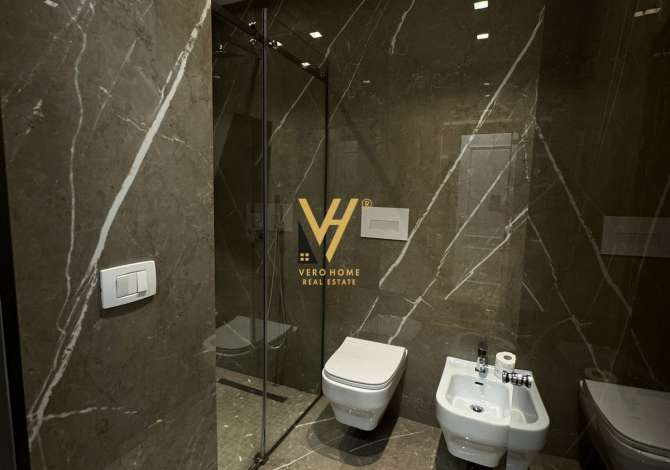 Shtepi me qera 2+1 ne Tirane - 2,500 Euro