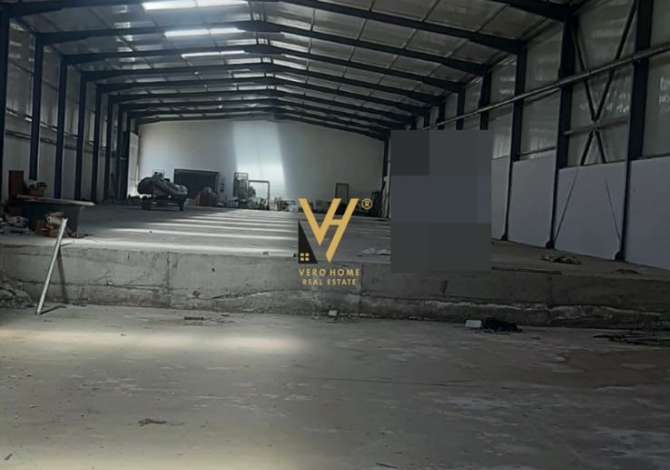 Ambient biznesi me qera 4+1 ne Elbasan - 5,000 Euro