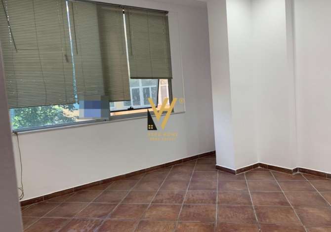 Ambient biznesi me qera 1+1 ne Tirane - 450 Euro