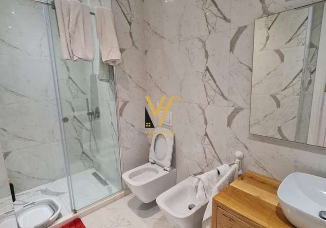 Shtepi ne shitje 3+1 ne Tirane - 450,000 Euro