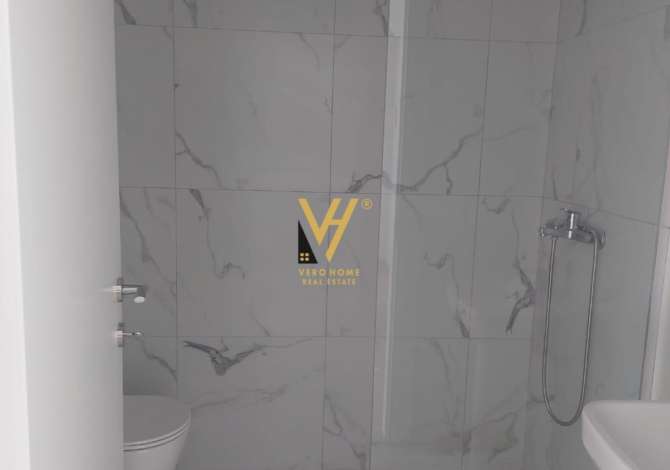 Ambient biznesi me qera 3+1 ne Tirane - 1,600 Euro