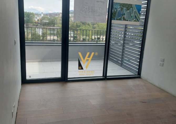 Ambient biznesi me qera 3+1 ne Tirane - 1,600 Euro