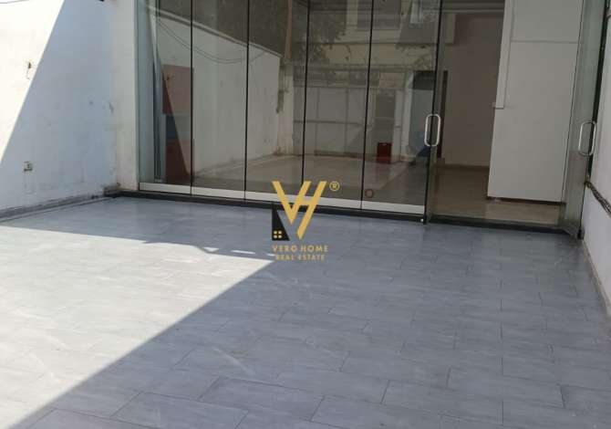 JEPET DYQAN 118 M2 ME QERA TE RRUGA MEHMET BOCAJ 1.000 EURO