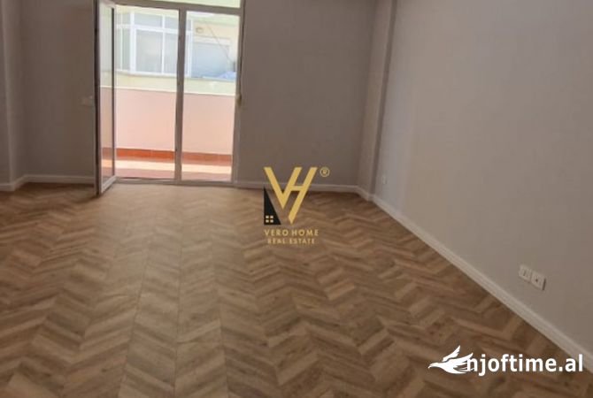 Shtepi ne shitje 1+1 ne Tirane - 125,000 Euro